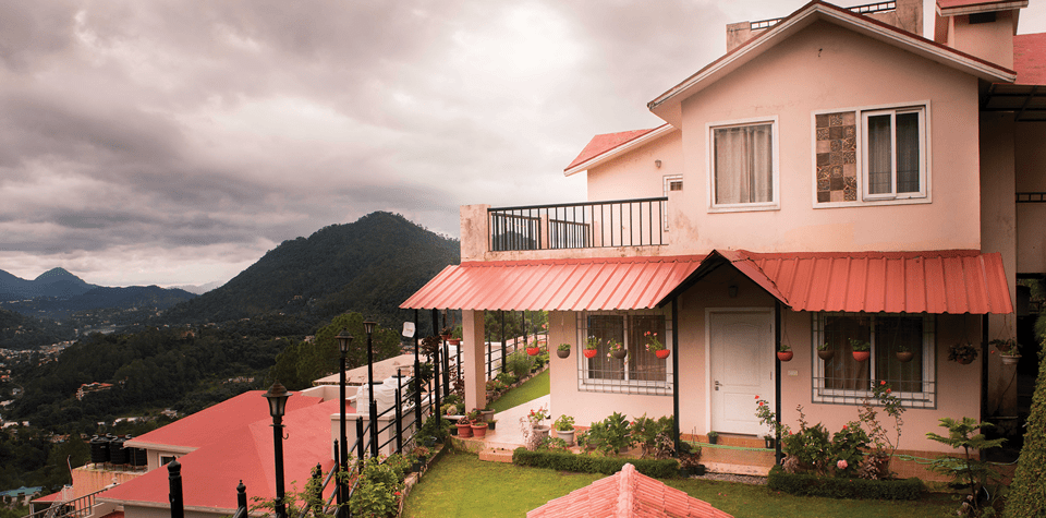 SOULFUL LIVING AT NIRVANA, SUNNY LAKE