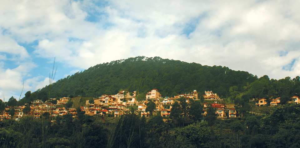 MODERN HOLIDAY HOMES IN NATURE’S BACKDROP